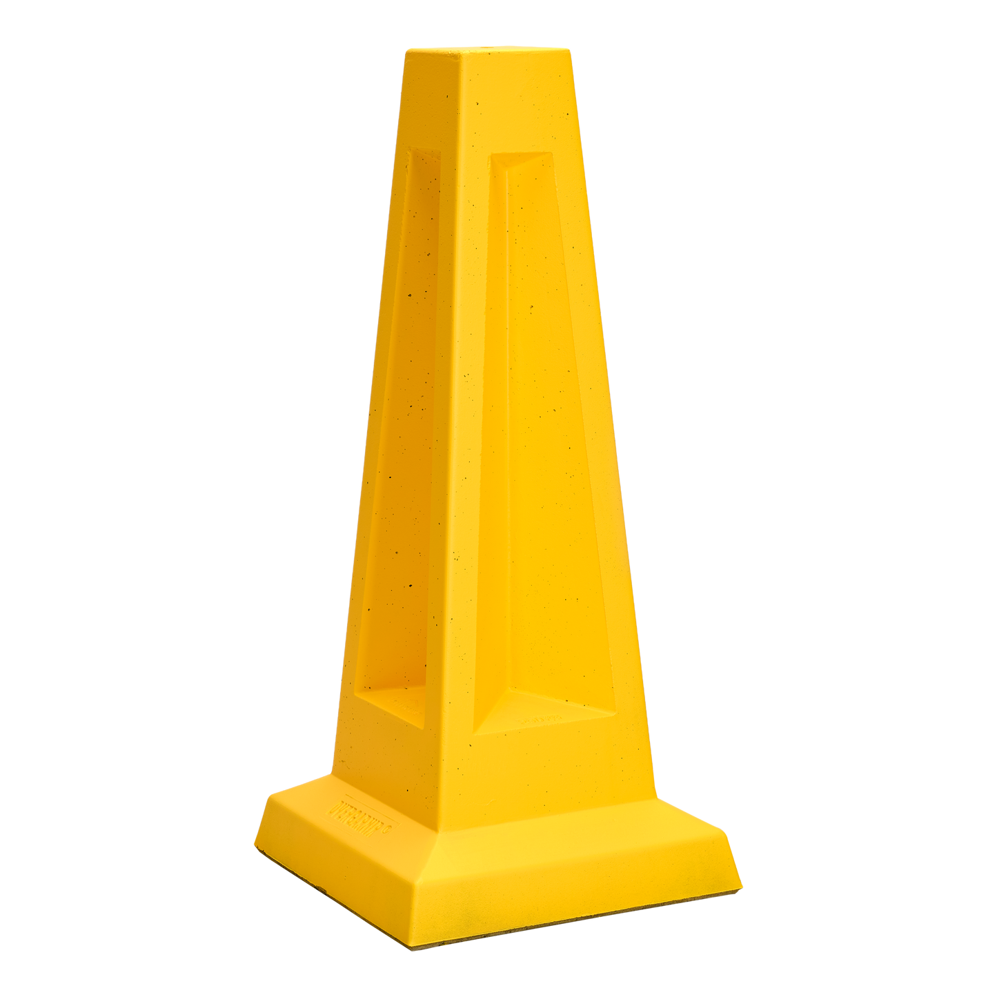 Naggur plús+ málaður